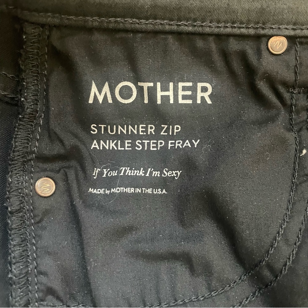 MOTHER Stunner Zip Ankle Step Fray Skinny Jeans 26 Black Shine - Picture 10 of 10